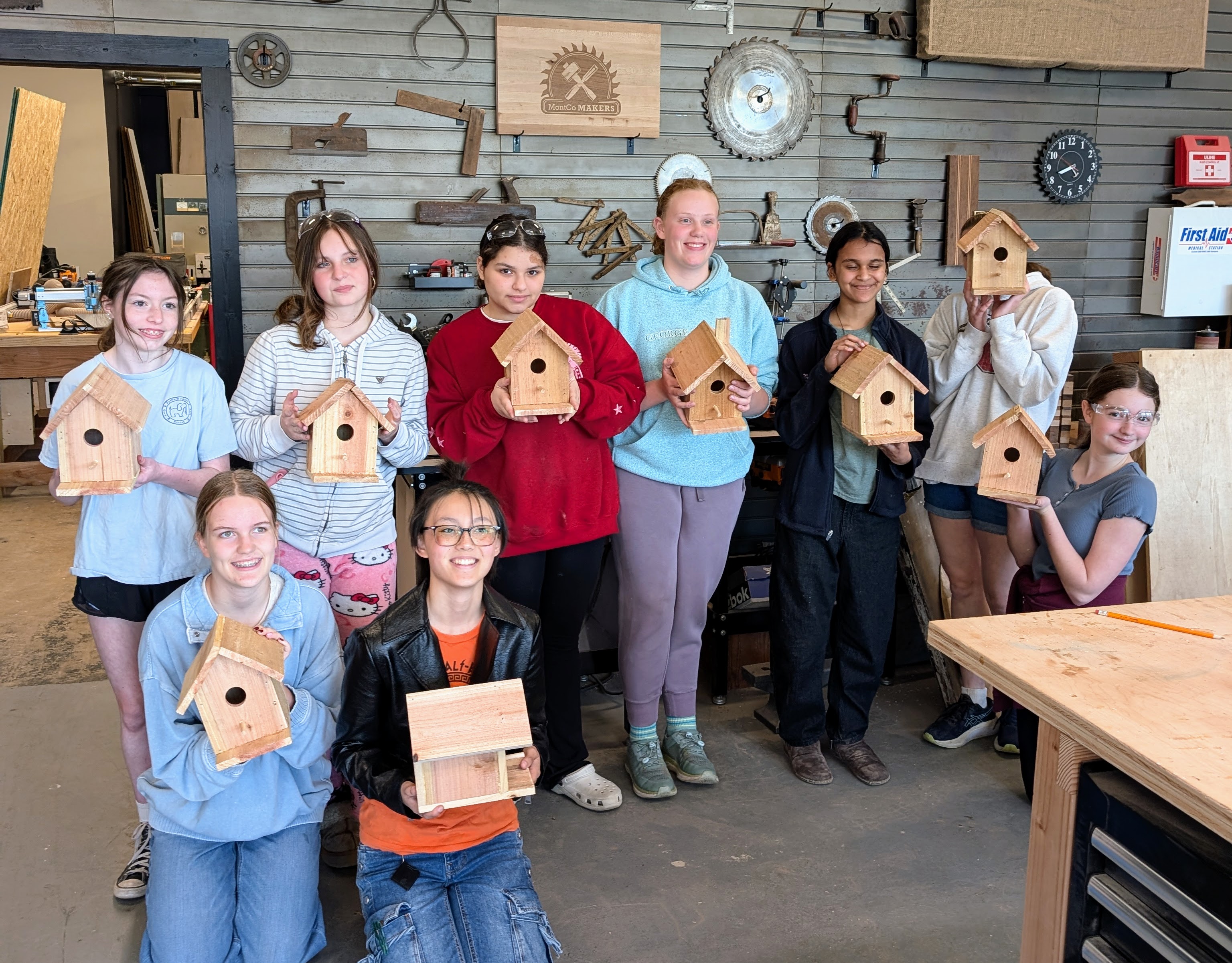 Kids Make a Bird House